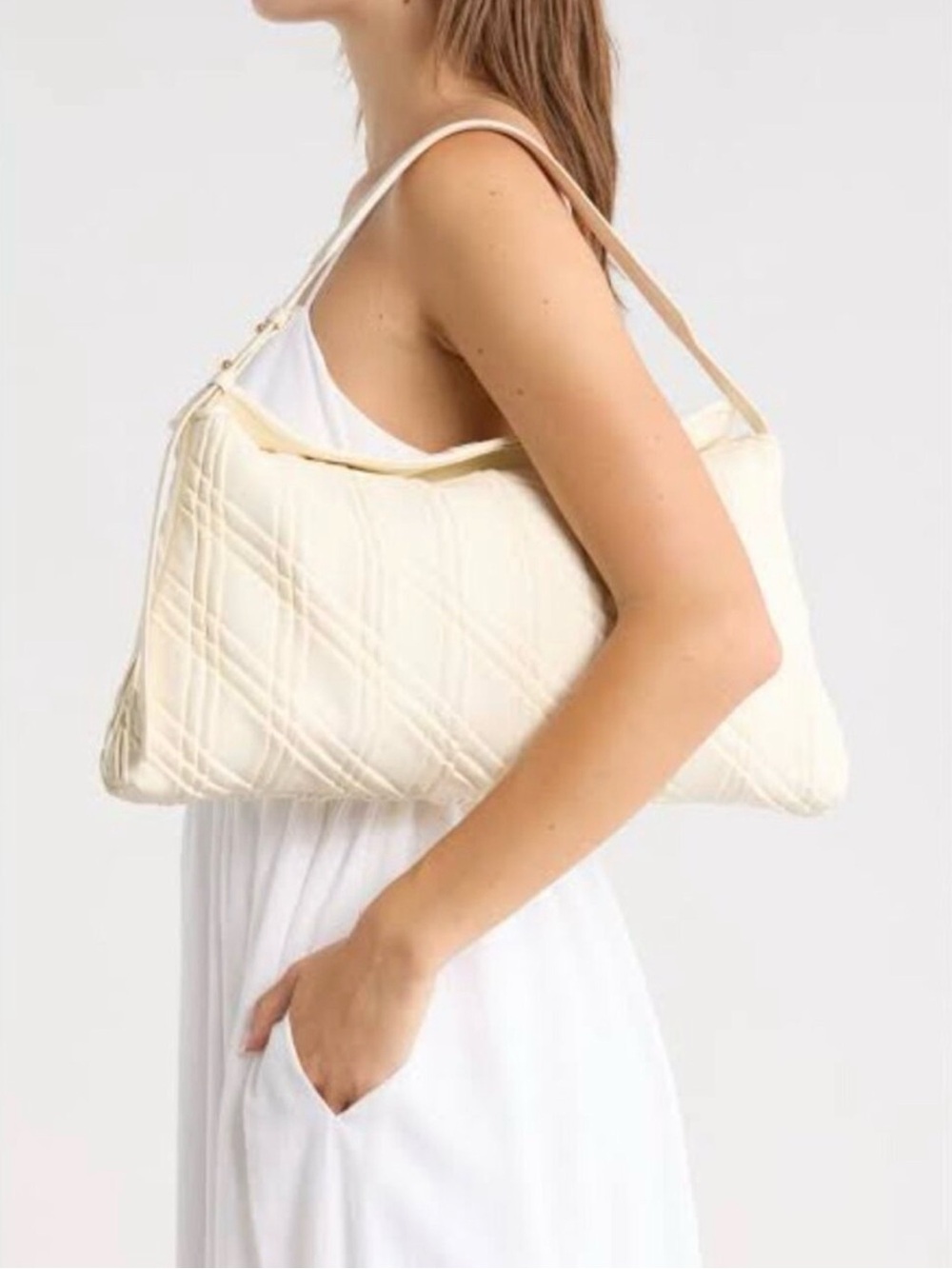 Sam Edelman / Peddy Quilted Shoulder Bag in Cream